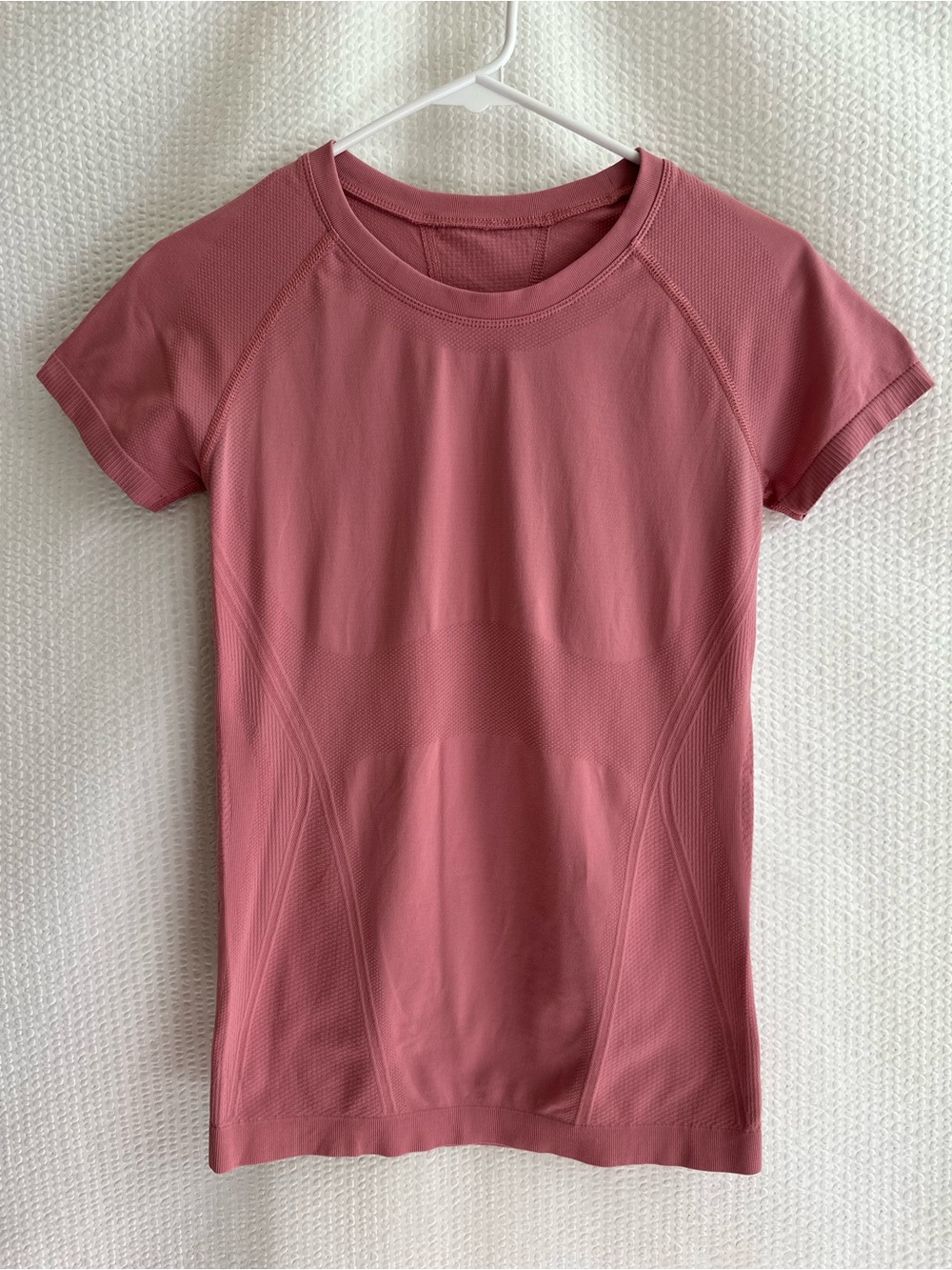 Pink Seamless Short Sleeve Running Workout Athletic Shirt Fitted Top Size 6